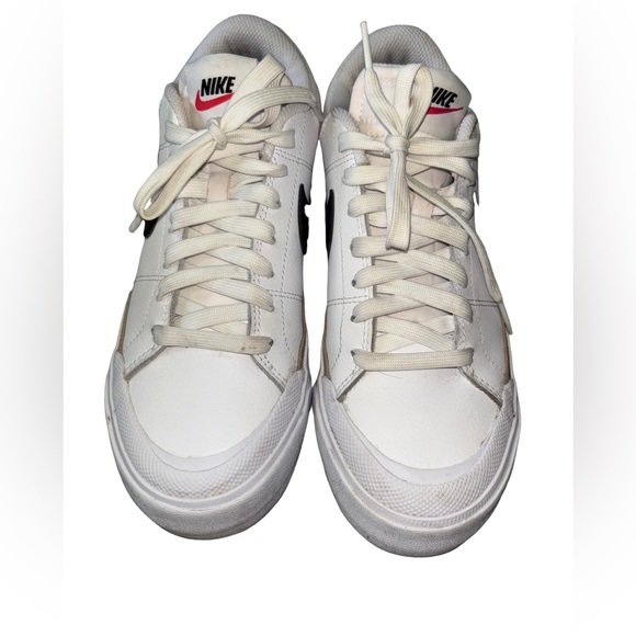 Nike women’s court legacy shoes, size 7.5 - Picture 7 of 10